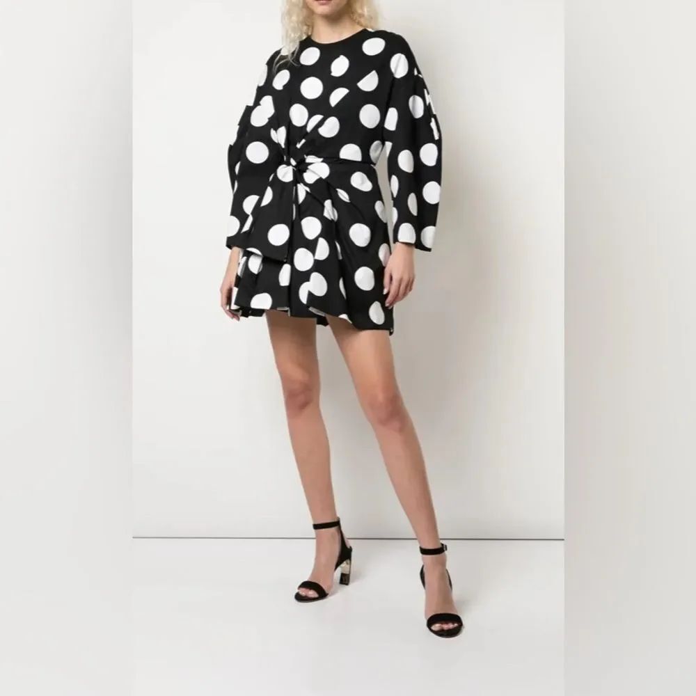 New with tags CAROLINA HERRERA polka dot bow detail dress size 2